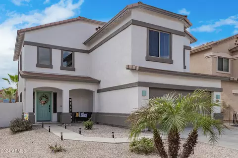 841 W Oak Tree Ln, San Tan Valley, AZ 85143
