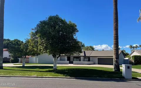 616 N Old Litchfield Rd, Litchfield Park, AZ 85340
