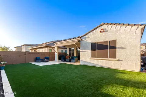 3425 E Crest Ln, Phoenix, AZ 85050 photo 21