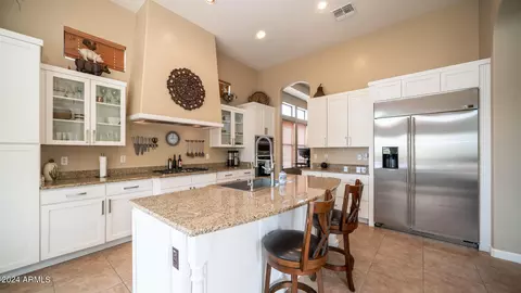 Kitchen - 8213 E Teton St, Mesa, AZ 85207 photo 4 of 9