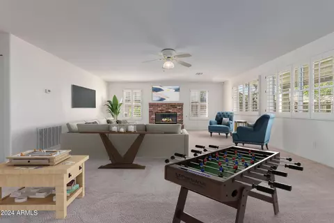 Living - 246 S Cobblestone Dr, Gilbert, AZ 85296 photo 2 of 5