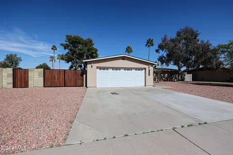 Exterior - 2902 E Sylvia St, Phoenix, AZ 85032 photo 13 of 13