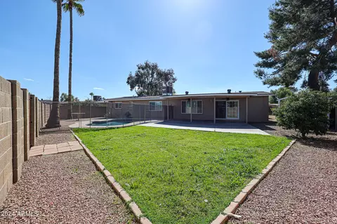 Exterior - 2902 E Sylvia St, Phoenix, AZ 85032 photo 5 of 13