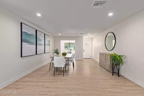 Dining - 2616 E Claire Dr, Phoenix, AZ 85032 photo 1 of 4