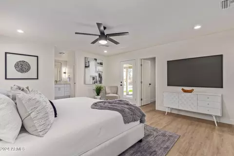 Bedroom - 2616 E Claire Dr, Phoenix, AZ 85032 photo 2 of 6