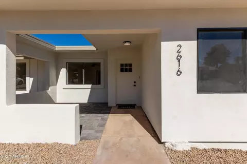 Exterior - 2616 E Claire Dr, Phoenix, AZ 85032 photo 7 of 15