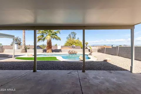 Exterior - 2616 E Claire Dr, Phoenix, AZ 85032 photo 8 of 15