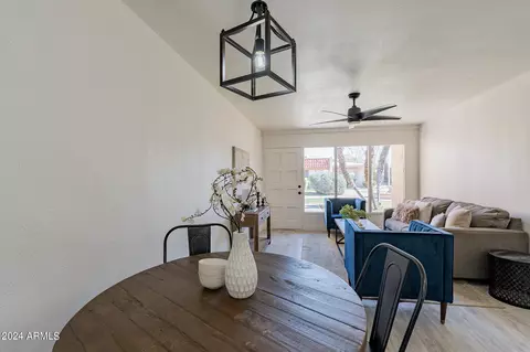 Dining - 1320 E Bethany Home Rd #13, Phoenix, AZ 85014 photo 2 of 2