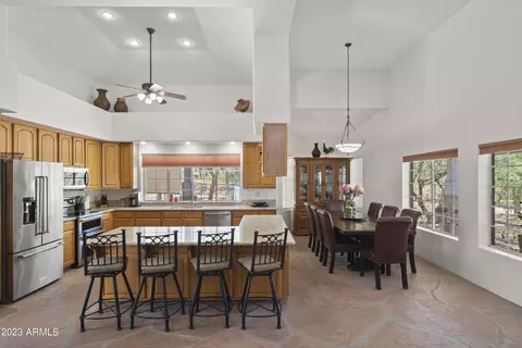 Kitchen - 141 E Cloud Rd, Phoenix, AZ 85086 photo 1 of 5