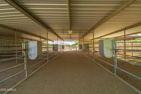 Exterior - 141 E Cloud Rd, Phoenix, AZ 85086 photo 25 of 33