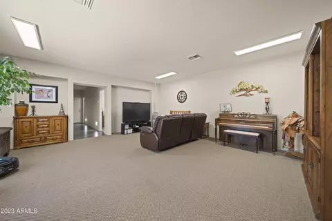Living - 141 E Cloud Rd, Phoenix, AZ 85086 photo 6 of 6