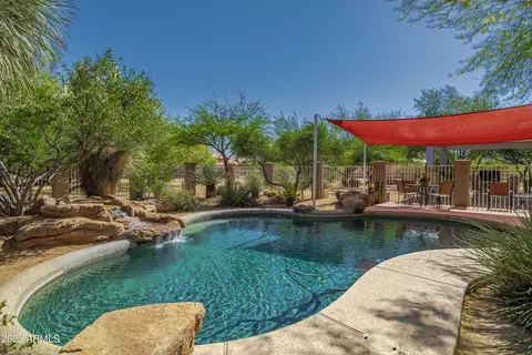 Exterior - 141 E Cloud Rd, Phoenix, AZ 85086 photo 12 of 33