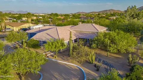 View/Area - 141 E Cloud Rd, Phoenix, AZ 85086 photo 3 of 25