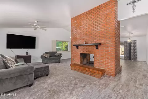 2738 E Corrine Dr, Phoenix, AZ 85032 photo 3