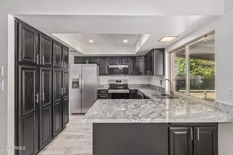 2738 E Corrine Dr, Phoenix, AZ 85032 photo 2