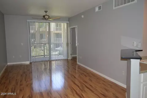 1701 E Colter St #283, Phoenix, AZ 85016