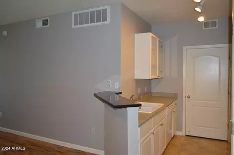 Kitchen - 1701 E Colter St #283, Phoenix, AZ 85016 photo 1 of 2