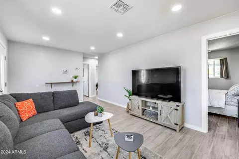 Living - 1431 E Chambers St, Phoenix, AZ 85040 photo 7 of 7