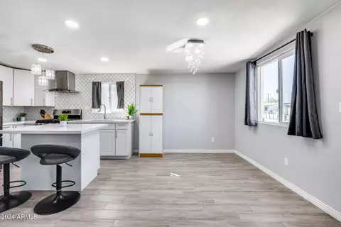 Kitchen - 1431 E Chambers St, Phoenix, AZ 85040 photo 2 of 8