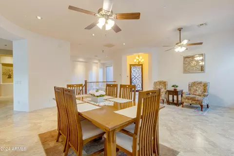 Dining - 115 E Summerside Rd, Phoenix, AZ 85042 photo 4 of 5