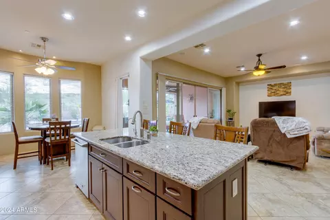 Kitchen - 115 E Summerside Rd, Phoenix, AZ 85042 photo 2 of 7