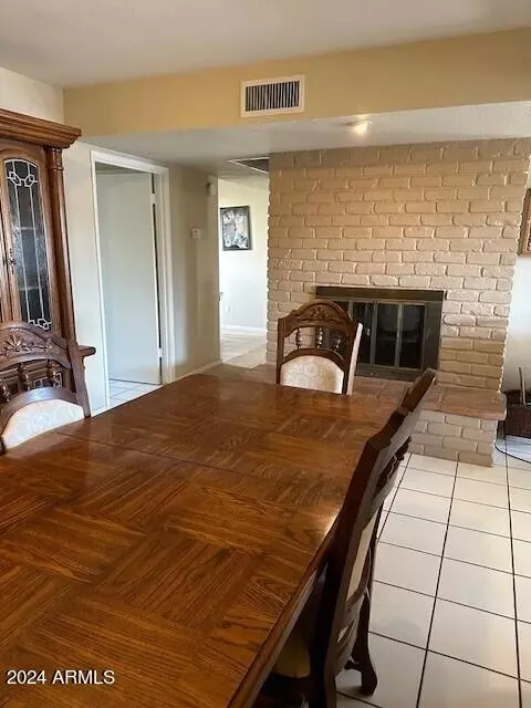 Kitchen - 12725 E Cloud Rd, Chandler, AZ 85249 photo 4 of 4