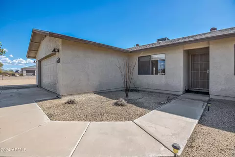 Exterior - 1345 E Galvin St, Phoenix, AZ 85086 photo 2 of 13
