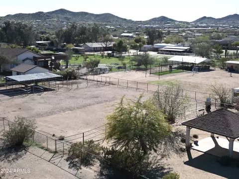 View/Area - 1345 E Galvin St, Phoenix, AZ 85086 photo 13 of 20