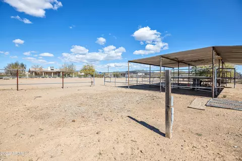 View/Area - 1345 E Galvin St, Phoenix, AZ 85086 photo 2 of 20