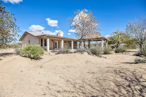 Exterior - 1345 E Galvin St, Phoenix, AZ 85086 photo 8 of 13