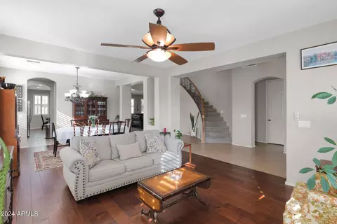 Living - 3102 E Turnberry Dr, Gilbert, AZ 85298 photo 2 of 7
