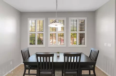 Dining - 3102 E Turnberry Dr, Gilbert, AZ 85298 photo 2 of 2