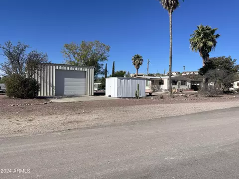 1569 E Silver King Rd, Queen Valley, AZ 85118