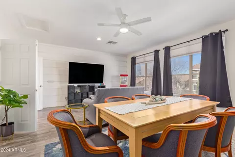 Dining - 4118 E Laurel Ave, Gilbert, AZ 85234 photo 5 of 6