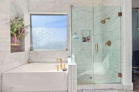 Bath - 4118 E Laurel Ave, Gilbert, AZ 85234 photo 4 of 4