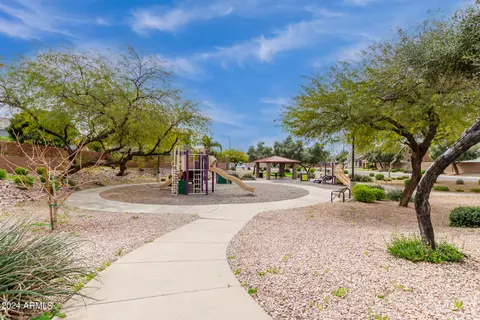 View/Area - 4118 E Laurel Ave, Gilbert, AZ 85234 photo 4 of 8