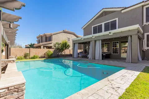 Exterior - 4118 E Laurel Ave, Gilbert, AZ 85234 photo 11 of 16