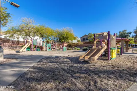 View/Area - 4118 E Laurel Ave, Gilbert, AZ 85234 photo 3 of 8
