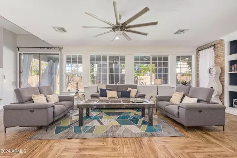 Living - 4118 E Laurel Ave, Gilbert, AZ 85234 photo 5 of 7