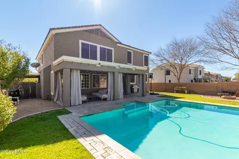 Exterior - 4118 E Laurel Ave, Gilbert, AZ 85234 photo 7 of 16
