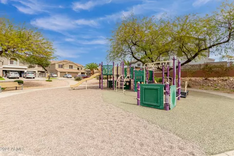 View/Area - 4118 E Laurel Ave, Gilbert, AZ 85234 photo 6 of 8