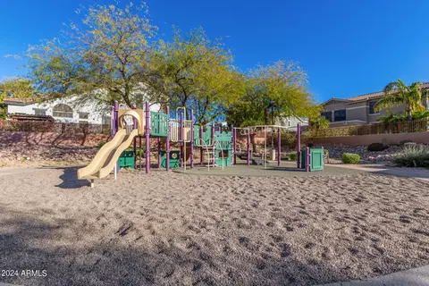 View/Area - 4118 E Laurel Ave, Gilbert, AZ 85234 photo 2 of 8