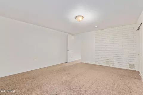 Bedroom - 39212 N 3rd Ave, Phoenix, AZ 85086 photo 4 of 5