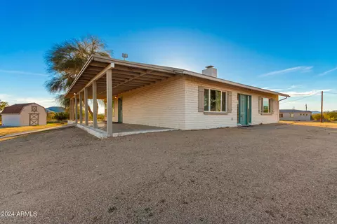 Exterior - 39212 N 3rd Ave, Phoenix, AZ 85086 photo 17 of 24