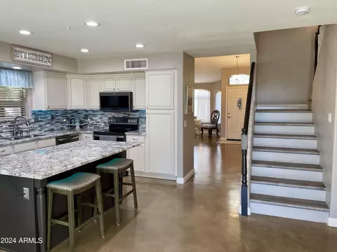 Kitchen - 2219 W Mark Ln, Phoenix, AZ 85085 photo 4 of 4