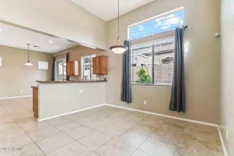 3910 E Pollack St, Phoenix, AZ 85042 photo 6