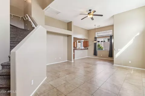 3910 E Pollack St, Phoenix, AZ 85042 photo 3