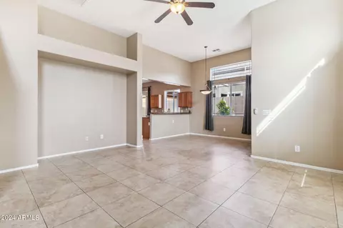 3910 E Pollack St, Phoenix, AZ 85042 photo 5