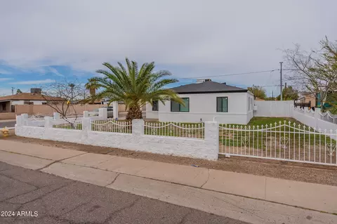 3302 E Pierce St, Phoenix, AZ 85008