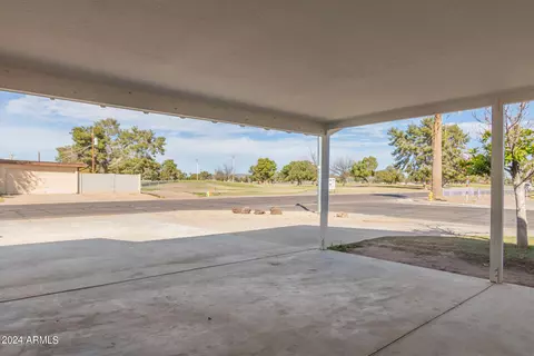Exterior - 4107 W Ocotillo Rd, Phoenix, AZ 85019 photo 5 of 16